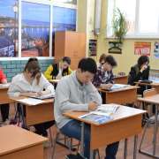 В Международной лингвистической школе началась третья четверть