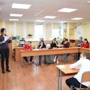 Неделя науки, день второй: брейнринг по истории, определяем качество питьевой воды и знакомимся с редкими животными Приморья