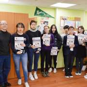 Седьмой номер Fox Tales: возможности IB-образования, нужна ли наука школьникам, какие изобретения мы ценим больше всего 