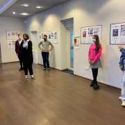 Школьники МЛШ продолжают знакомиться с выставкой «Звезды французского комикса в России»
