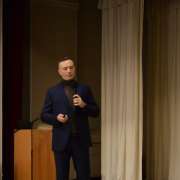 Территориальный директор инвестиционной компании Фридом Финанс Игорь Румянцев рассказал  старшеклассникам МЛШ об инвестировании
