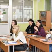 Международная лингвистическая школа - школа, где учатся с удовольствием!  