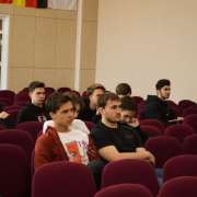 Территориальный директор инвестиционной компании Фридом Финанс Игорь Румянцев рассказал  старшеклассникам МЛШ об инвестировании