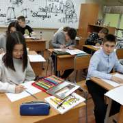 Финал Недели наук в Международной лингвистической школе: каллиграфия, интеллектуальные игры и квесты
