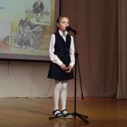 В Международной лингвистической школе завершился конкурс чтецов «Я лиру посвятил народу своему»