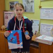 Ученица 5м3 класса Международной лингвистической школы Таисия Онул уверенно одерживает победы в горных лыжах 