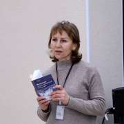 «Был город-фронт, была блокада…»: ученики Международной лингвистической школы слушают лекции, участвуют в беседах, идут в музей  