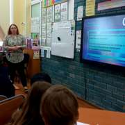 «Поехали!»: в начальных классах Международной лингвистической школы прошел квиз, посвященный Дню космонавтики 