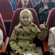 Ученики 2м1 класса Международной лингвистической школы посмотрели спектакль «Волшебник Изумрудного города» в Театре молодежи