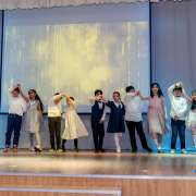 Всегда стемитесь выше: ученики 4 класса МЛШ попрощались с начальной школой