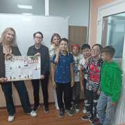 International Literacy Day в Международной лингвистической школе завершился созданием постеров 