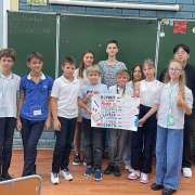 International Literacy Day в Международной лингвистической школе завершился созданием постеров 