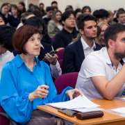 «Душа в заветной лире»: школьники прочитали стихи Пушкина со сцены Международной лингвистической школы 