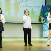 Healthy lifestyle: ученики четвертых и пятых классов Международной лингвистической школы прочли со сцены стихи на заданную тему