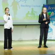 Healthy lifestyle: ученики четвертых и пятых классов Международной лингвистической школы прочли со сцены стихи на заданную тему