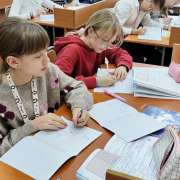 Фестиваль открытых уроков в МЛШ: от окружающего мира до истории на английском языке