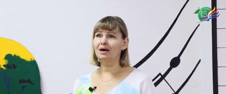 «Мы и музыка в МЛШ»: учитель истории и обществознания Елена Зверева делится своим мнением о  личных музыкальных предпочтениях 