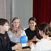 Ученики 6 и 7 классов Международной лингвистической школы прокачали свои знания в интеллектуальной игре «Game club»