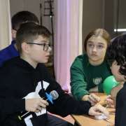 Ученики 6 и 7 классов Международной лингвистической школы прокачали свои знания в интеллектуальной игре «Game club»
