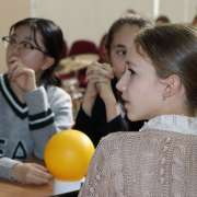 Ученики 6 и 7 классов Международной лингвистической школы прокачали свои знания в интеллектуальной игре «Game club»