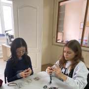 Ученики 7м1 класса Международной лингвистической школы узнали, где создаются самые популярные носки в Приморье 