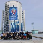 Ученики Международной лингвистической школы познакомились с работой космодрома «Восточный»