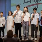 Спасибо вам! Ученики 4 класса МЛШ простились с начальной школой 