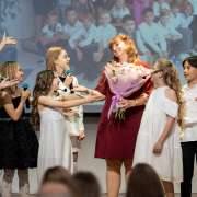 Спасибо вам! Ученики 4 класса МЛШ простились с начальной школой 
