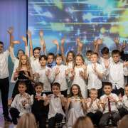 Спасибо вам! Ученики 4 класса МЛШ простились с начальной школой 