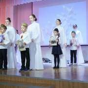 В Международной лингвистической школе состоялся концерт в честь Дня Победы 