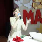 В Международной лингвистической школе состоялся концерт в честь Дня Победы 