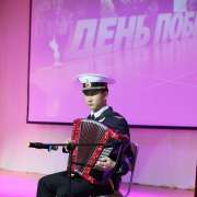 В Международной лингвистической школе состоялся концерт в честь Дня Победы 