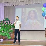 Конкурс чтецов «It is kindness that makes the world better» состоялся в Международной лингвистической школе  