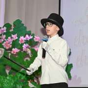 Конкурс чтецов «It is kindness that makes the world better» состоялся в Международной лингвистической школе  