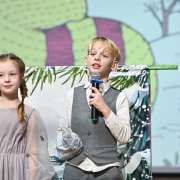 Puppet show «Christmas Tales»: ученики 3 классов Международной лингвистической школы сыграли на сцене новогодние кукольные спектакли