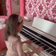 Ученицы 2м1 класса Алиса Верина и 4м1 класса МЛШ Софья Щедривая вошли в число победителей и призеров Всероссийских музыкальных конкурсов  