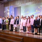 Мы идем в 5 класс!  Ученики четвертых классов МЛШ простились с начальной школой